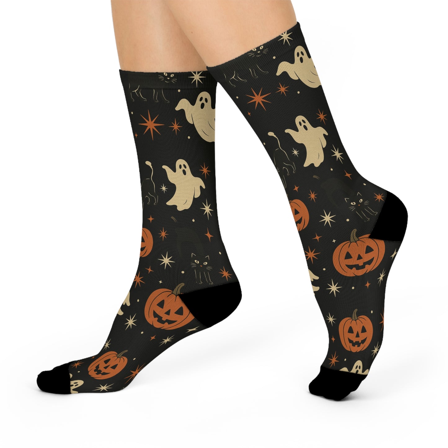 Vintage Hallow’s Crew Socks | Cozy Footwear, Cute Gift, Fall Fashion, Festive Accessories, Pumpkin Enthusiasts